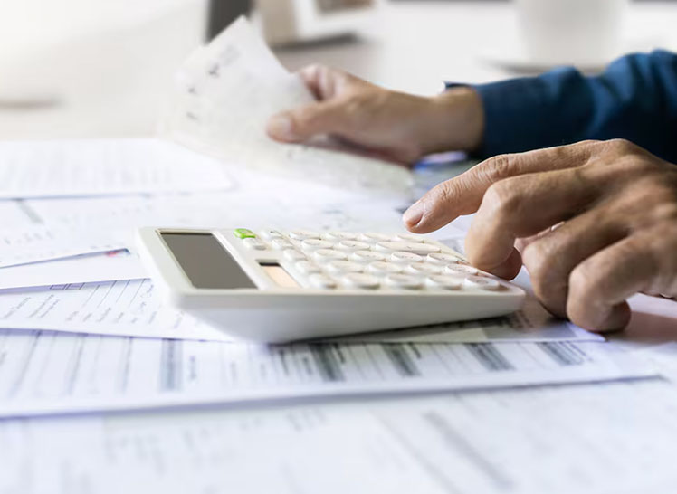 Cómo bajar la informalidad en el país más gravoso del mundo